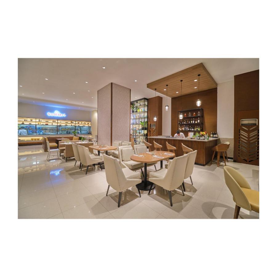 Summit Hotel Greenhills Quezon City Εξωτερικό φωτογραφία