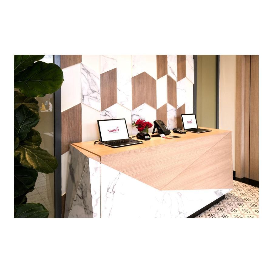 Summit Hotel Greenhills Quezon City Εξωτερικό φωτογραφία
